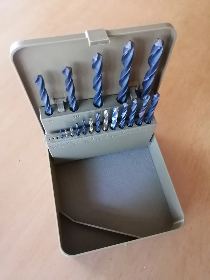 21-Bit Drill Bit Case (1–13mm) with Automatic lift, a preview image from Creality Cloud