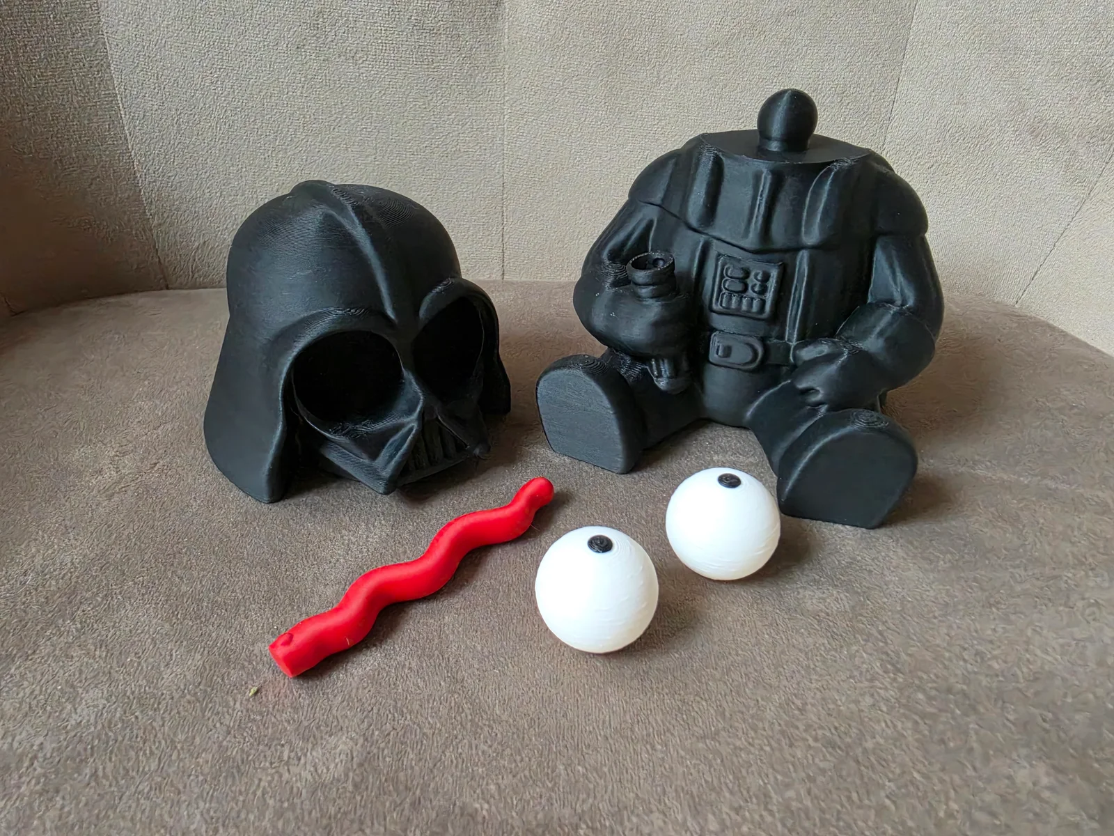 Goofy series – LORD DARTH VADER Movable Eyes NOAMS, a preview image from MakerWorld