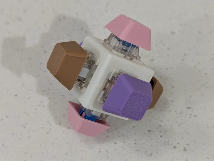Exposed 6-Way Fidget Clicker, a preview image from MakerWorld