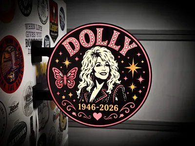 DOLLY PARTON MEMORIAL ~ 2-Sided Round Lightbox, a preview image from MakerWorld