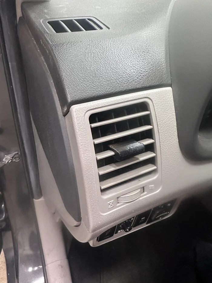 A/C Vent Louvre Tab - Toyota Corolla 2011, a preview image from Printables