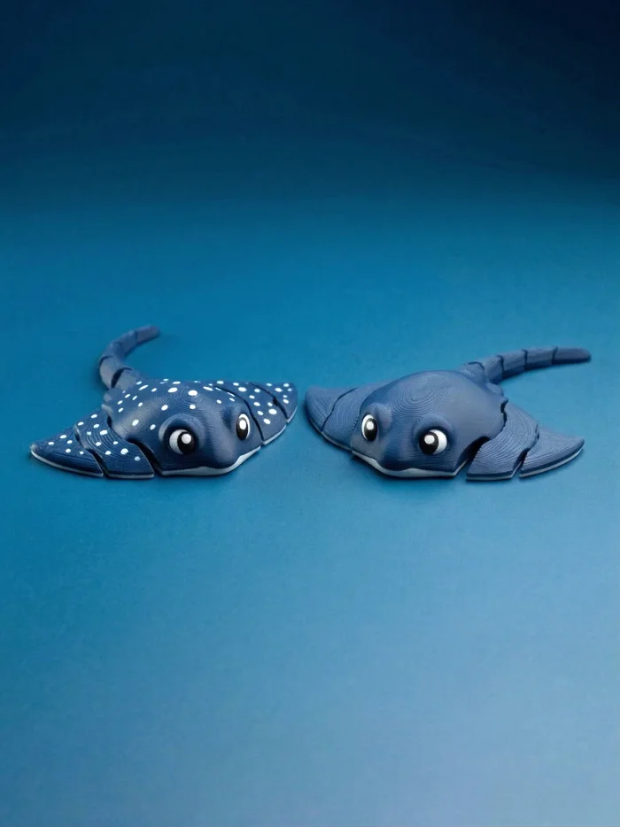 Flexi Stingray - Toy, a preview image from Printables