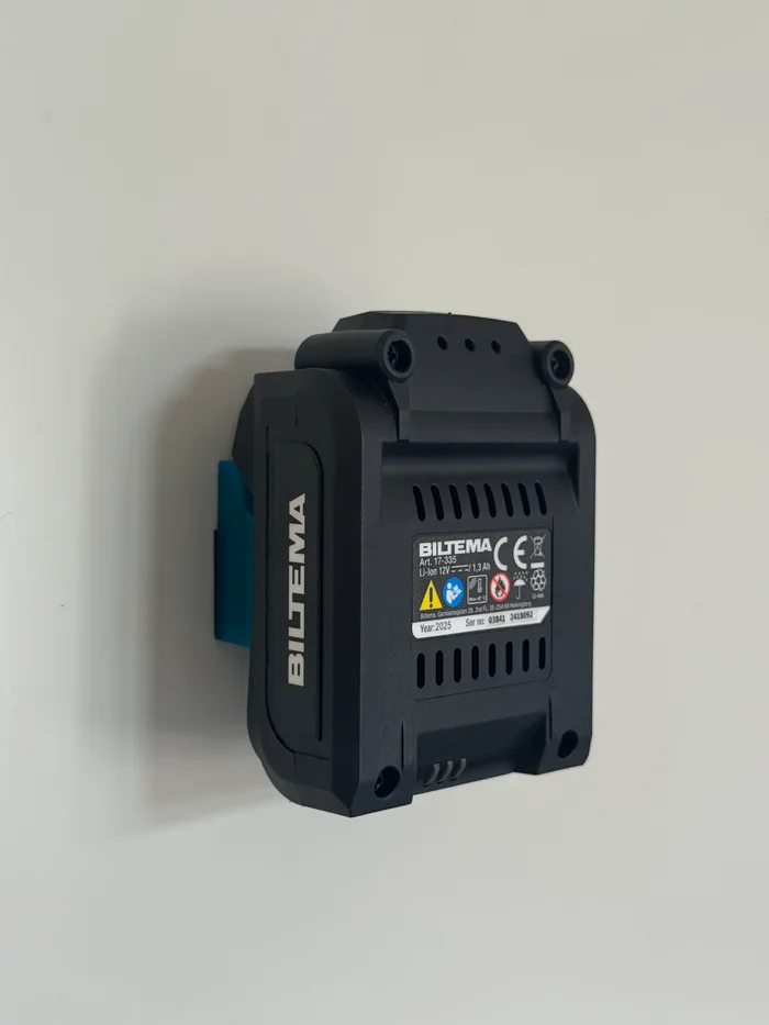 Biltema Battery Wall Mount Organaizer, a preview image from Printables