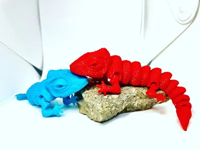 ARTICULATED chameleon, a preview image from Printables