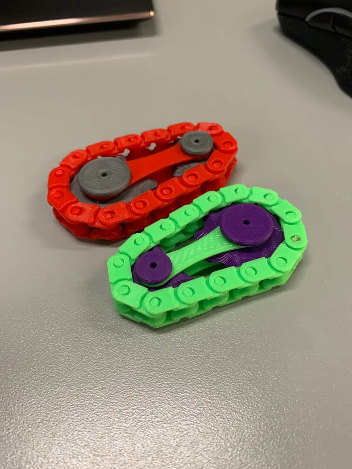 Fully 3D Printed Bike Chain Gear Fidget Toy/Spinner, a preview image from Printables
