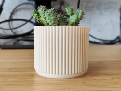 Pot and planter - 70's style design - vase mode, a preview image from Printables