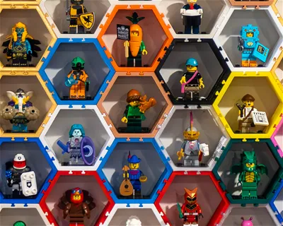 Hexes for LEGO mini figures (re-modeled), a preview image from Printables
