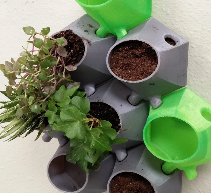 Wallony Vertical Planters, a preview image from Thingiverse