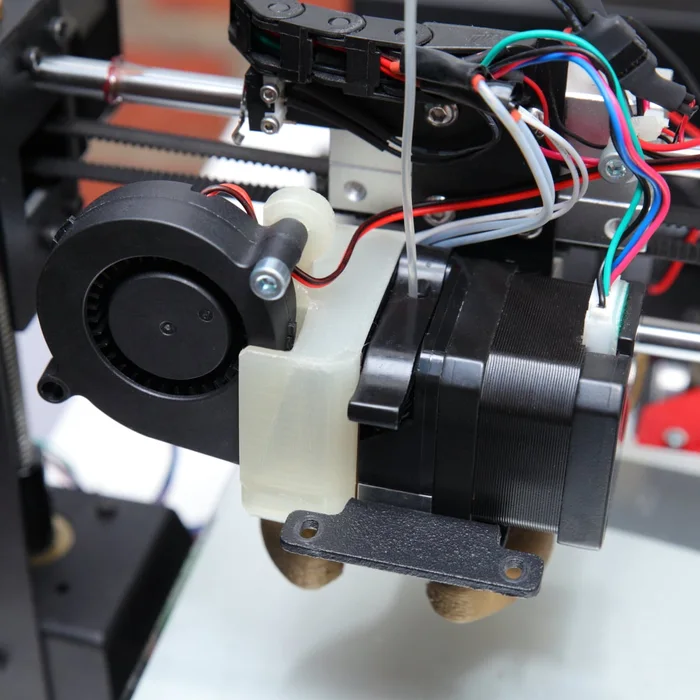 EiiiCooler for Wanhao Duplicator i3 / Maker Select, a preview image from Thingiverse
