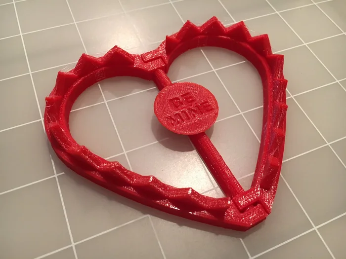 Heart-Shaped Love Trap, a preview image from Thingiverse