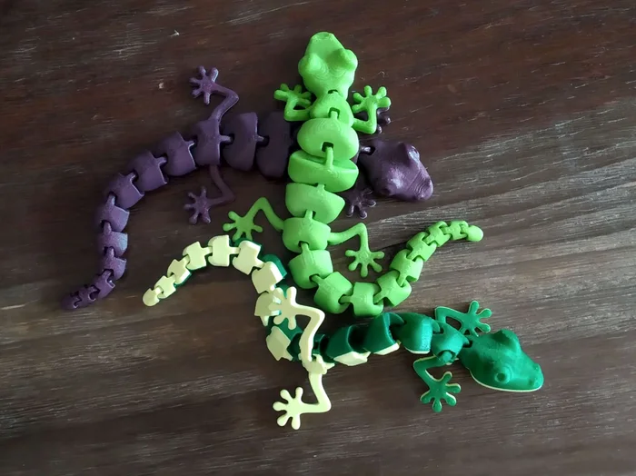 Articulated Lizard v2, a preview image from Thingiverse