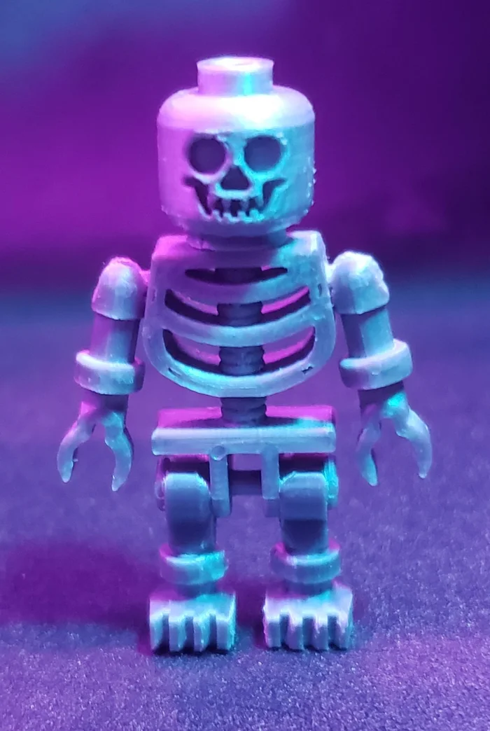 Lego Skeleton Minifigure, 1:1 with Printed Skull Face, a preview image from Thingiverse